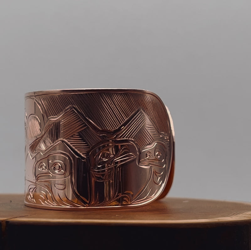 Curious Wolf Bracelet